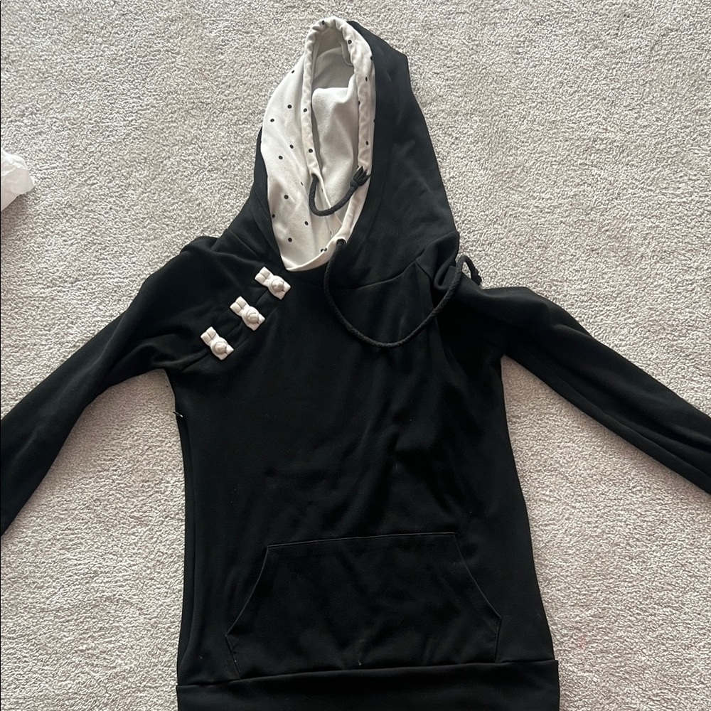 Black Hoodie with Polka Dot Lining breast feeding friendly
